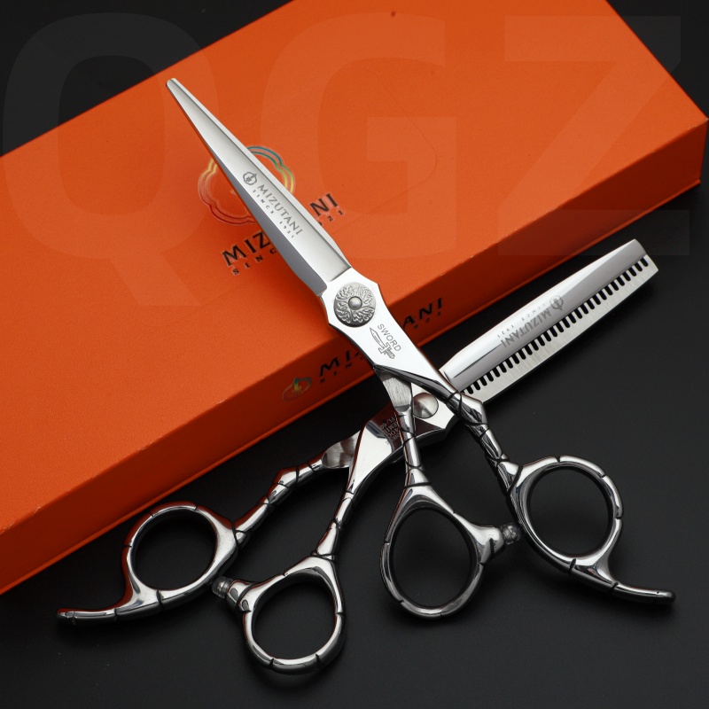 Model Kit Clipper - รุ่นใหม่ 6.0 นิ้ว กรรไกรตัดผม เหล็ก 440C