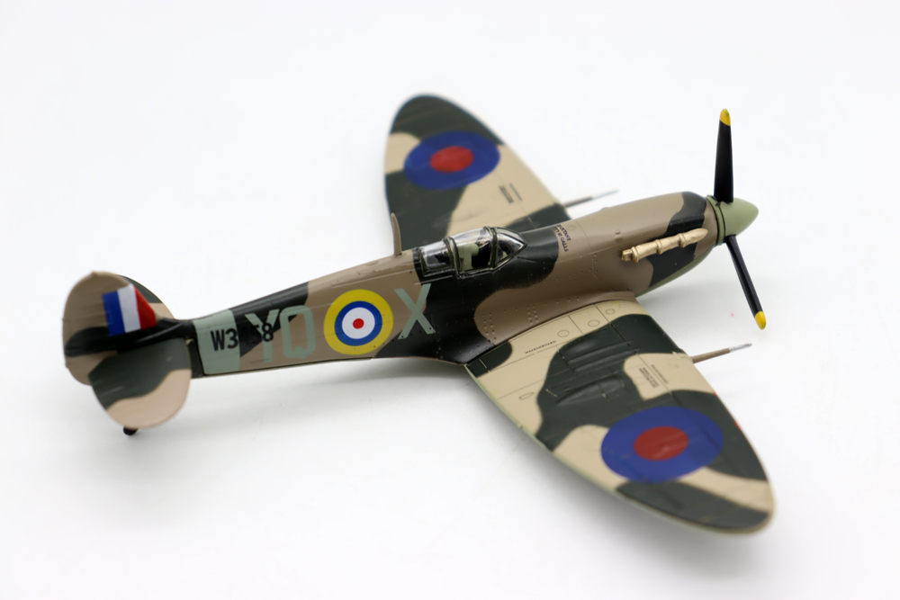 ใหม่ 1/72 Supermarine Spitfire - Model Kit Spitfire บทวิจารณ์และราคา