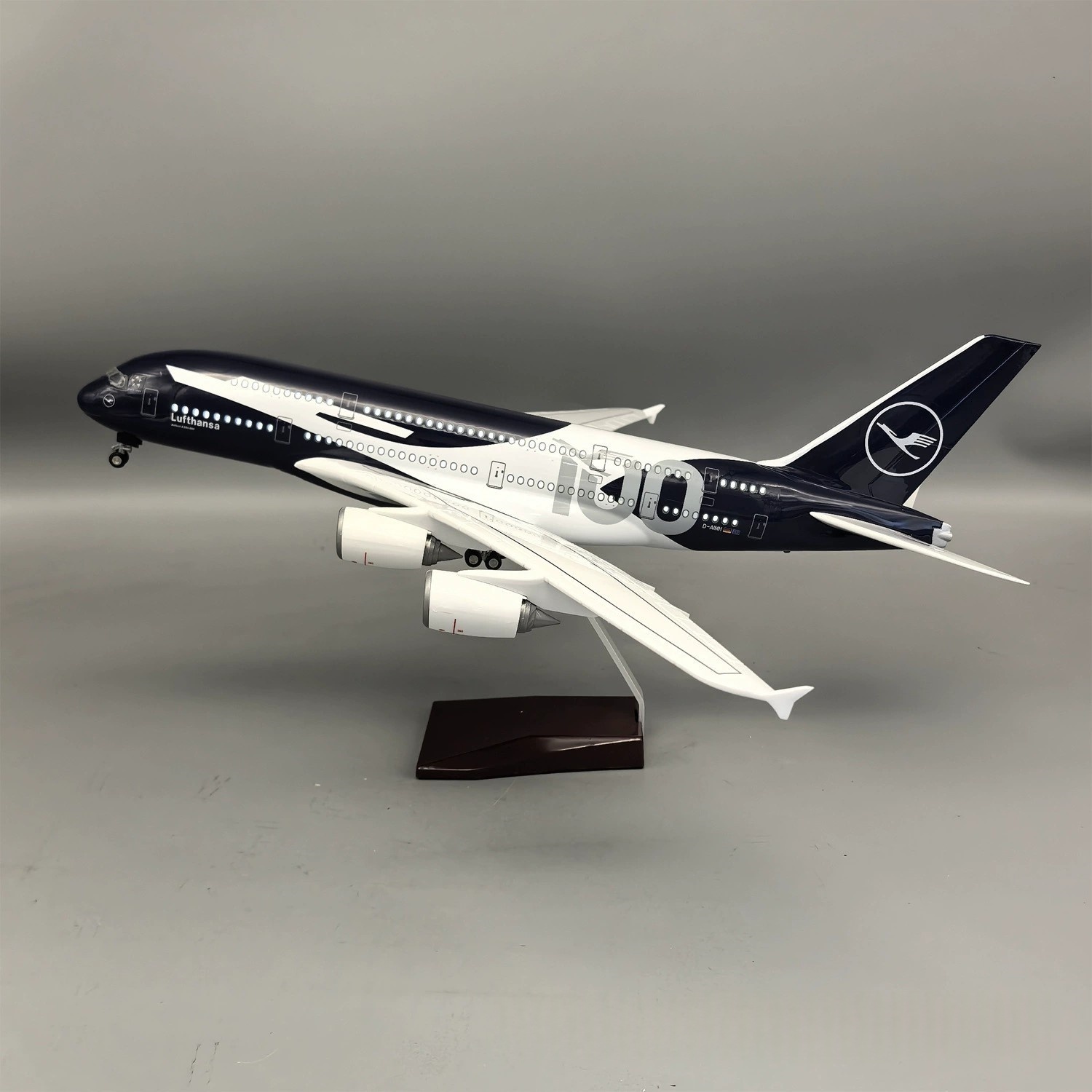 โมเดลเครื่องบินเรซิ่นขนาดใหญ่  - Model Kit Store บทวิจารณ์และราคา