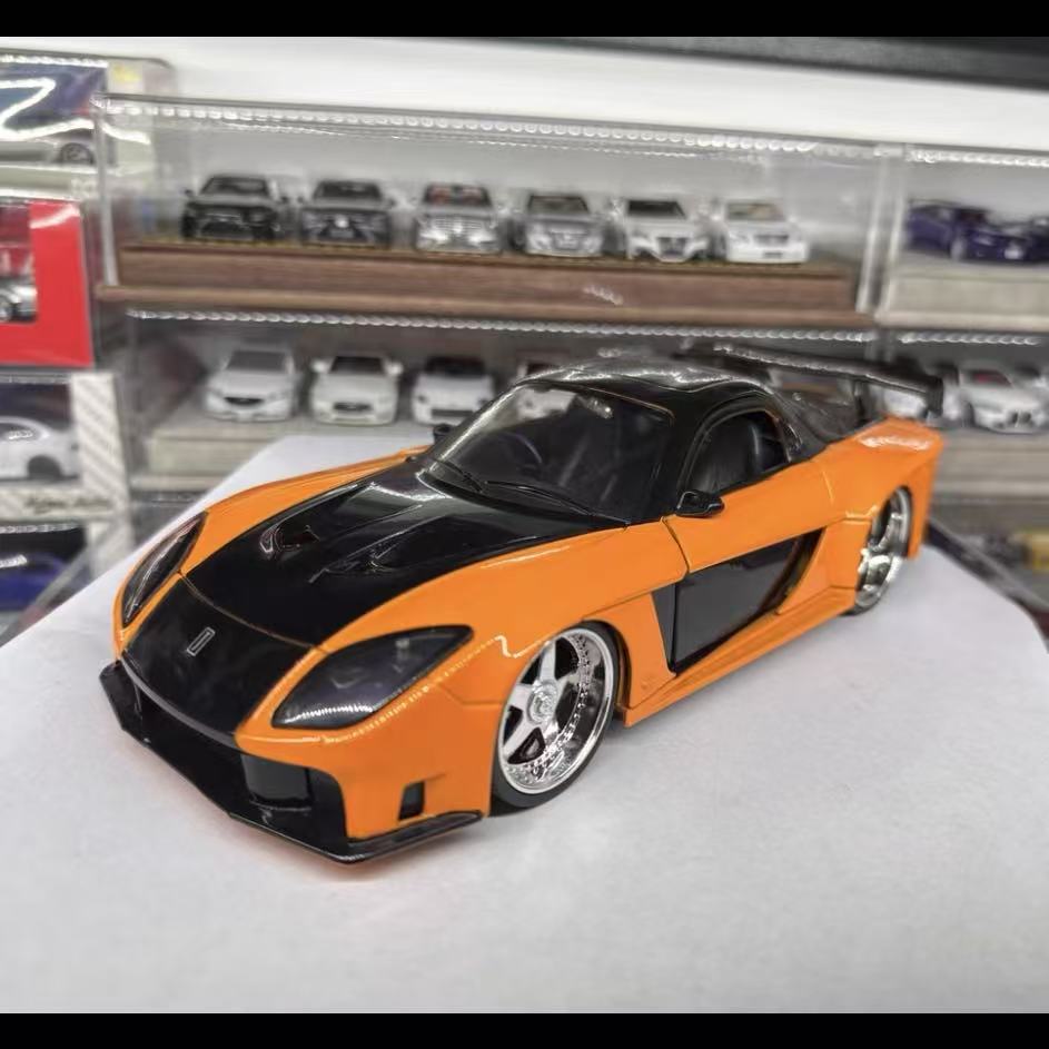รถโมเดลอัลลอย JADA 1:24 Tokyo  - Model Kit Mustang บทวิจารณ์และราคา