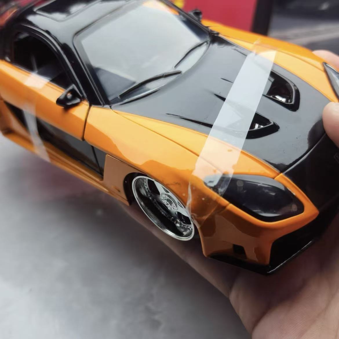รถโมเดลอัลลอย JADA 1:24 Tokyo  - Model Kit Mustang บทวิจารณ์และราคา